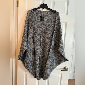Zara Knit Black/Gray Open-Front cocoon/shrug with arm holes